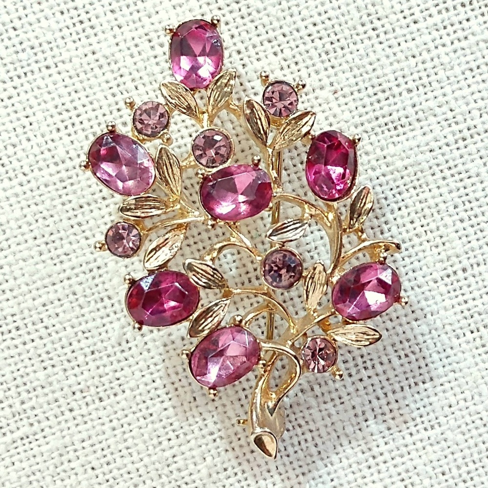 Purple and gold flower brooch